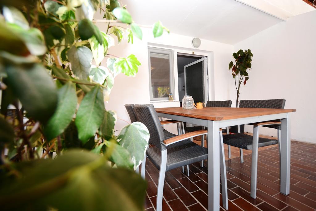 Apartments Katarina Veli Rat Luaran gambar