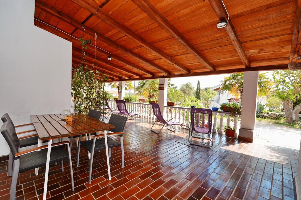 Apartments Katarina Veli Rat Luaran gambar