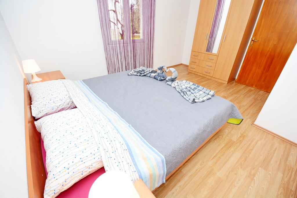 Apartments Katarina Veli Rat Luaran gambar