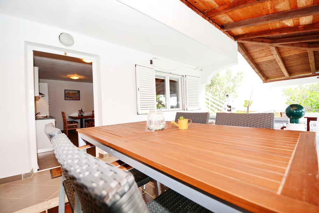 Apartments Katarina Veli Rat Luaran gambar