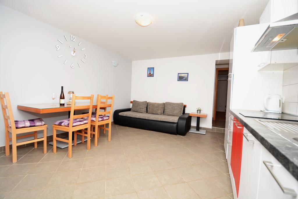 Apartments Katarina Veli Rat Luaran gambar