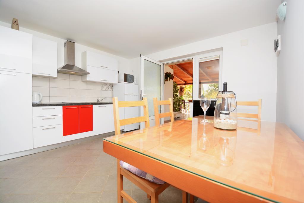Apartments Katarina Veli Rat Luaran gambar