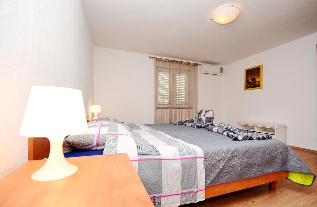 Apartments Katarina Veli Rat Luaran gambar