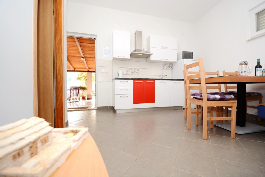Apartments Katarina Veli Rat Luaran gambar